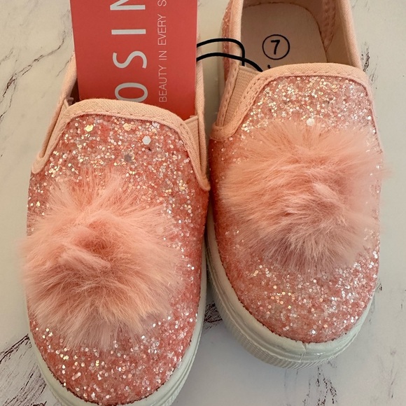 Kids Size 7 Pink Glittered Poms Slip On Shoes BNWT - Picture 4 of 7